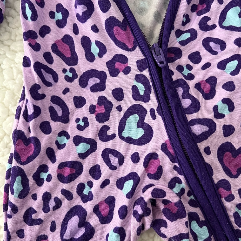 SOLD Little Sleepies Zippy 💜🐆 - Picture 5 of 5